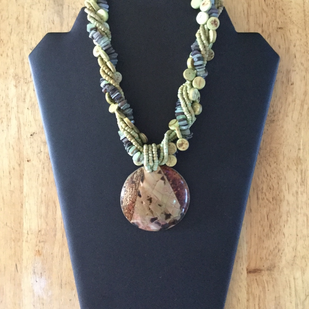 Shell Necklace/choker